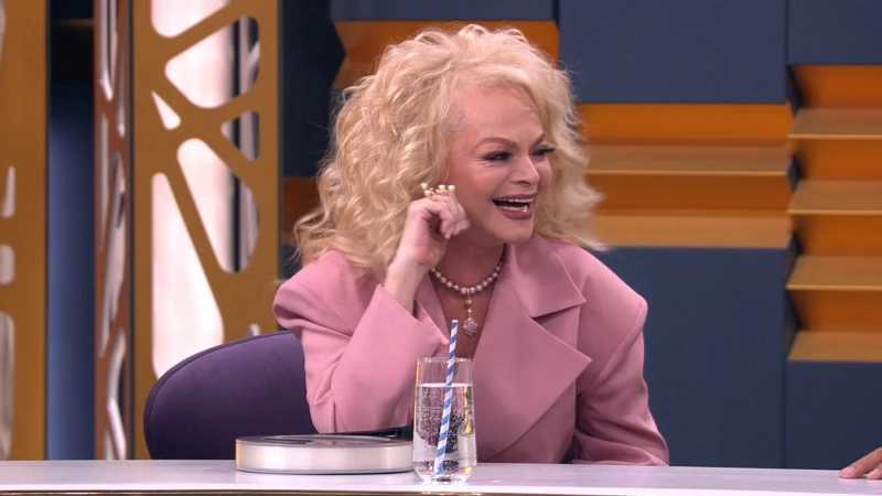 Лариса Долина в фильме: реакция соцсетей