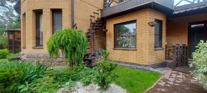 Коттедж в Барнауле за 37,5 млн рублей