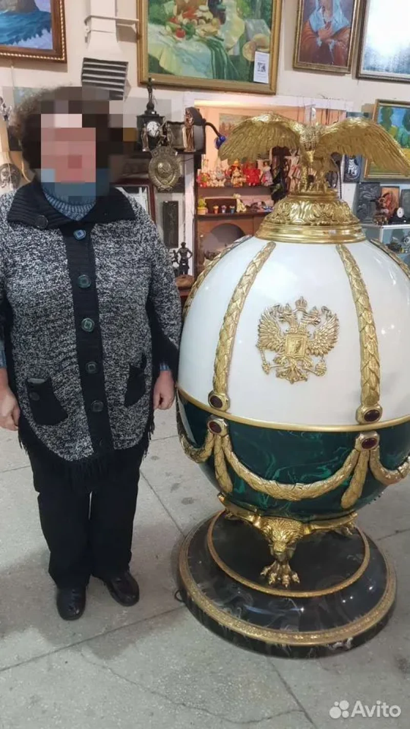 Яйцо-бар Фаберже: продажа в Барнауле