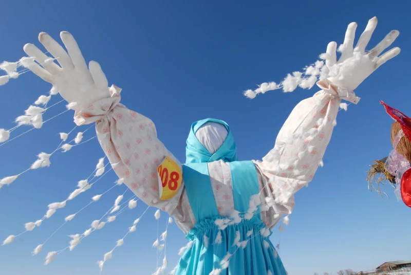 Масленица: рост продаж и штрафы за чучело