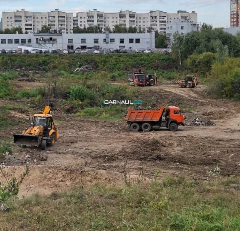 Парк 300-летия: начались работы в Барнауле